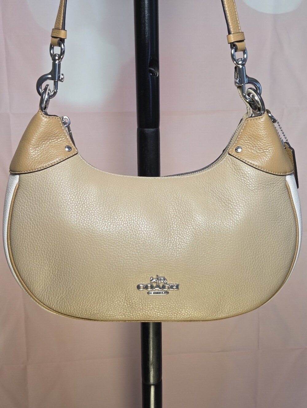 COACH MARA HOBO Pebbled Leather Shoulder Bag In Beige Cream And Tan LIKE NEW!